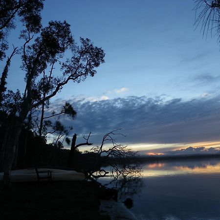 Lake Weyba Cottages Noosa เพเรเจียนบีช ภายนอก รูปภาพ