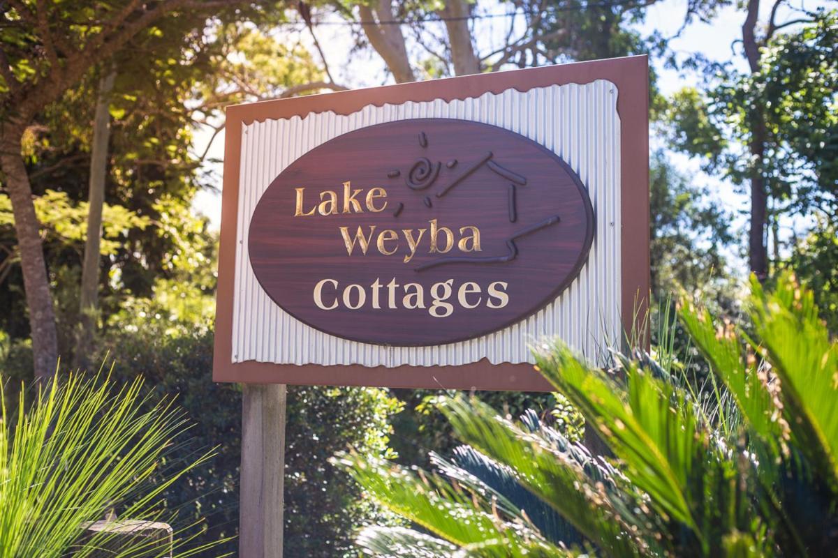 Lake Weyba Cottages Noosa เพเรเจียนบีช ภายนอก รูปภาพ