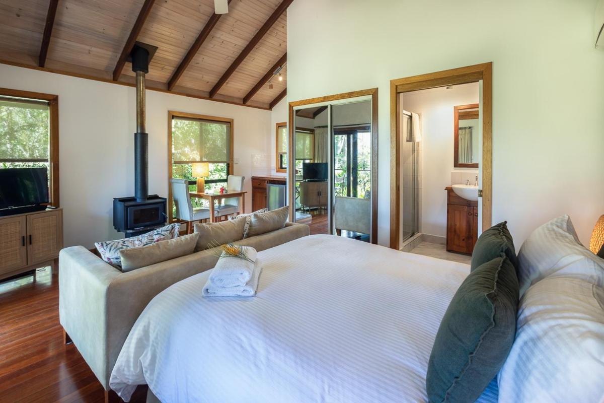 Lake Weyba Cottages Noosa เพเรเจียนบีช ภายนอก รูปภาพ