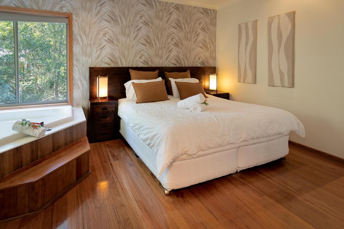 Lake Weyba Cottages Noosa เพเรเจียนบีช ภายนอก รูปภาพ