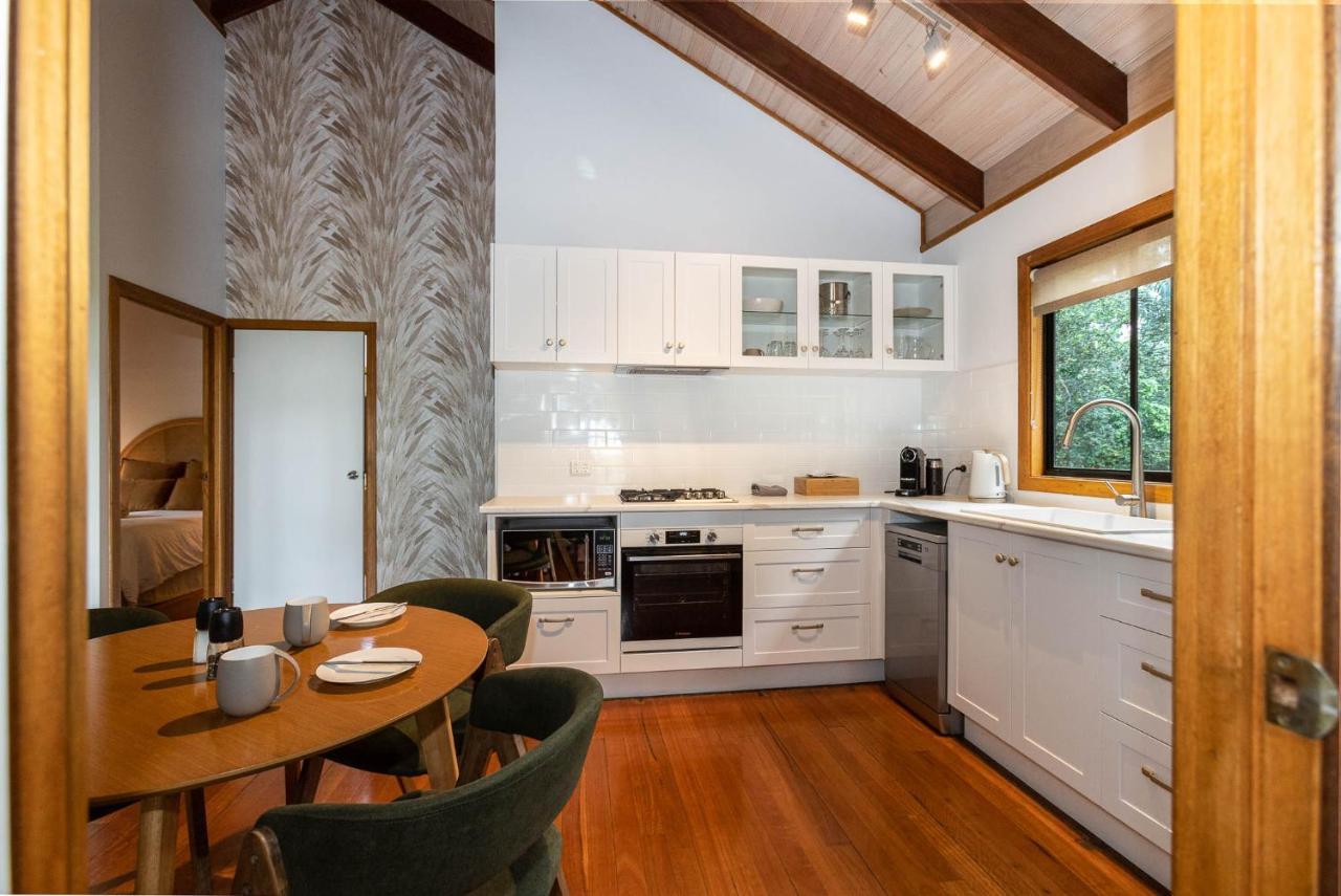 Lake Weyba Cottages Noosa เพเรเจียนบีช ภายนอก รูปภาพ