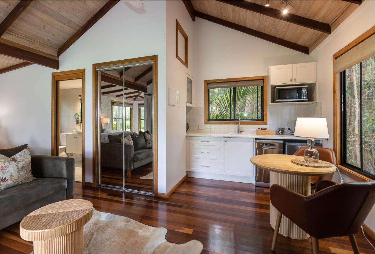 Lake Weyba Cottages Noosa เพเรเจียนบีช ภายนอก รูปภาพ