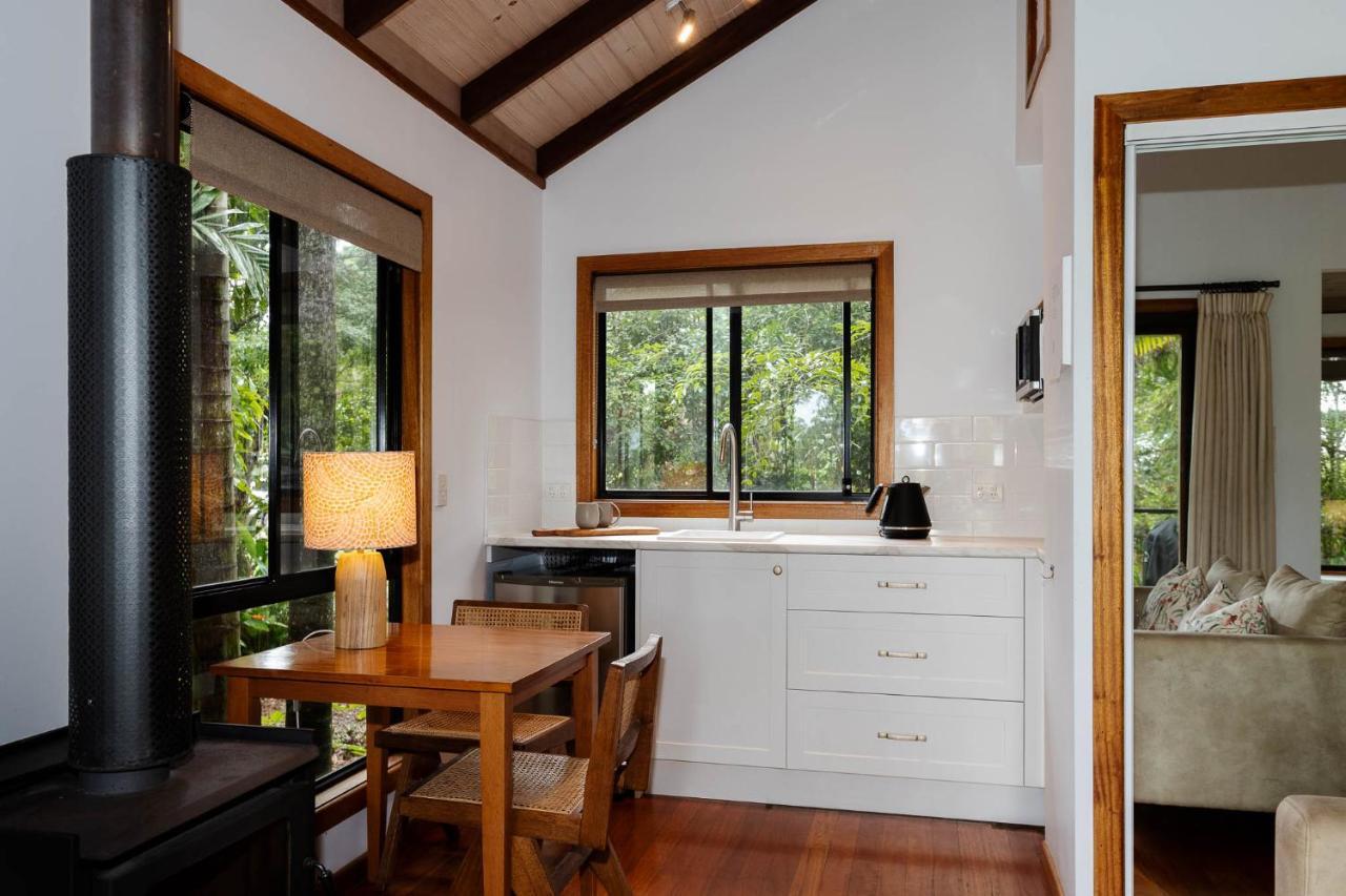 Lake Weyba Cottages Noosa เพเรเจียนบีช ภายนอก รูปภาพ