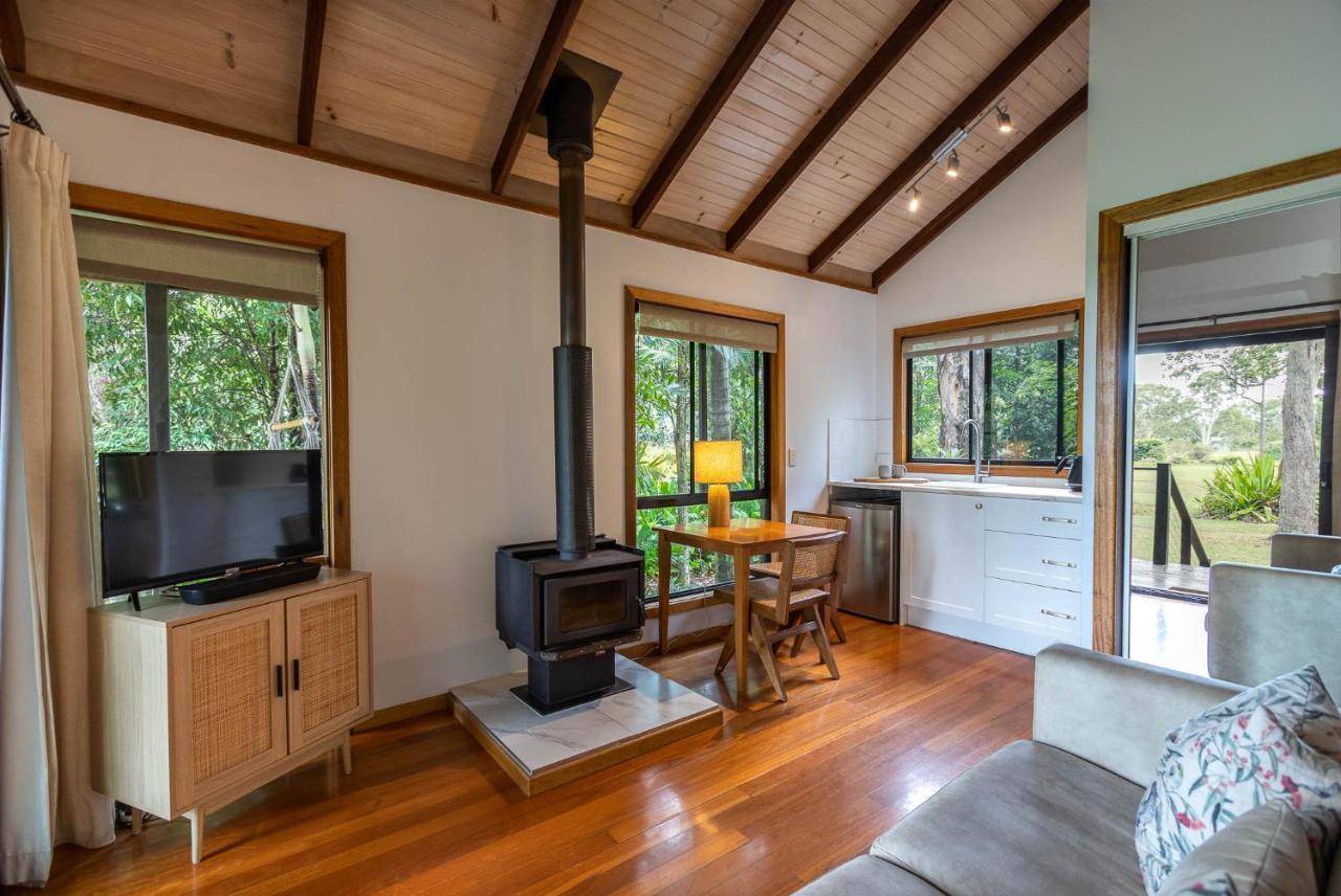 Lake Weyba Cottages Noosa เพเรเจียนบีช ภายนอก รูปภาพ