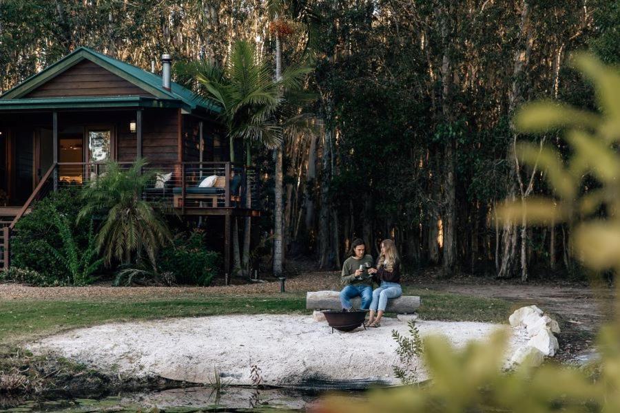 Lake Weyba Cottages Noosa เพเรเจียนบีช ภายนอก รูปภาพ