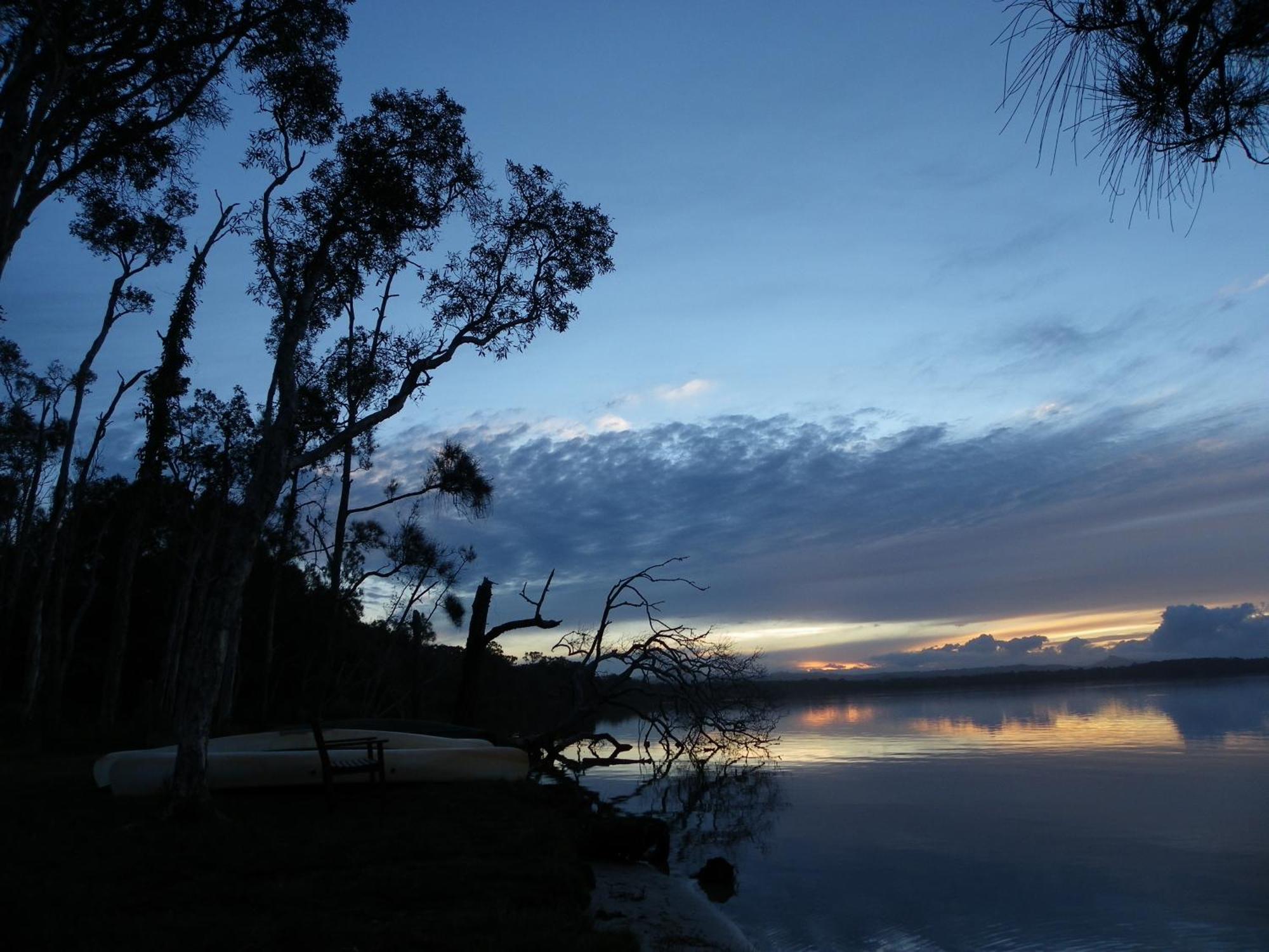 Lake Weyba Cottages Noosa เพเรเจียนบีช ภายนอก รูปภาพ