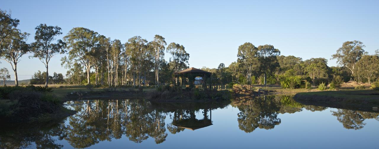 Lake Weyba Cottages Noosa เพเรเจียนบีช ภายนอก รูปภาพ